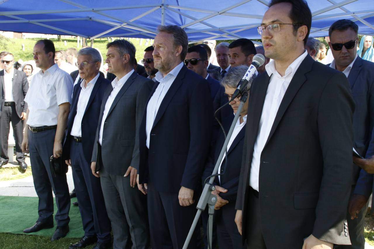 Sead Omeragić: SDA-ova upotreba Alije Izetbegovića